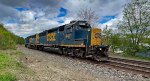 CSX 4411 leads at Arlington St.